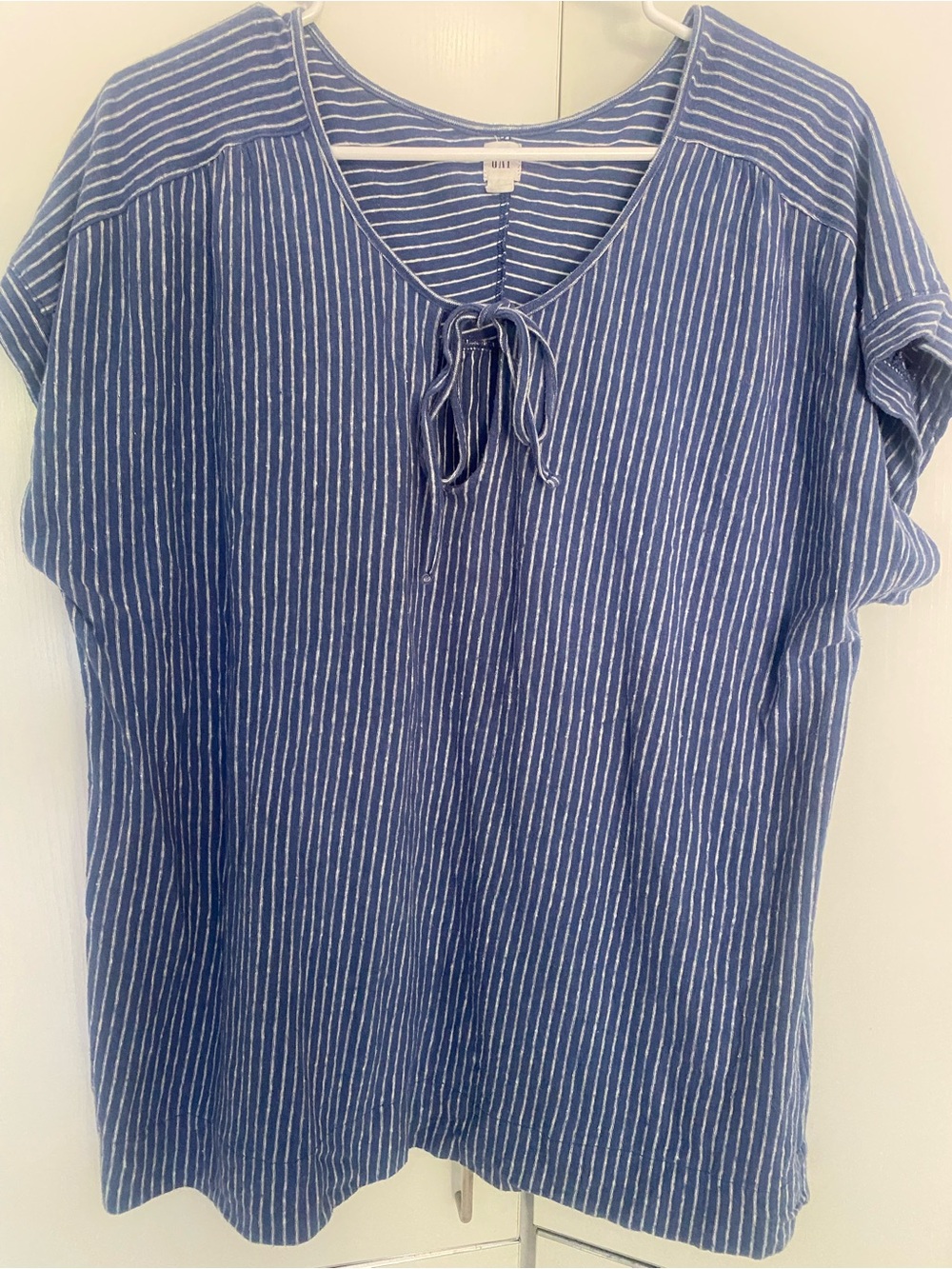 Gap stripe top